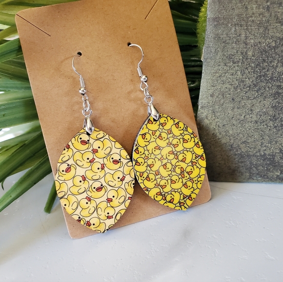 Rubber Duckies  Earrings - Picture 8 of 8